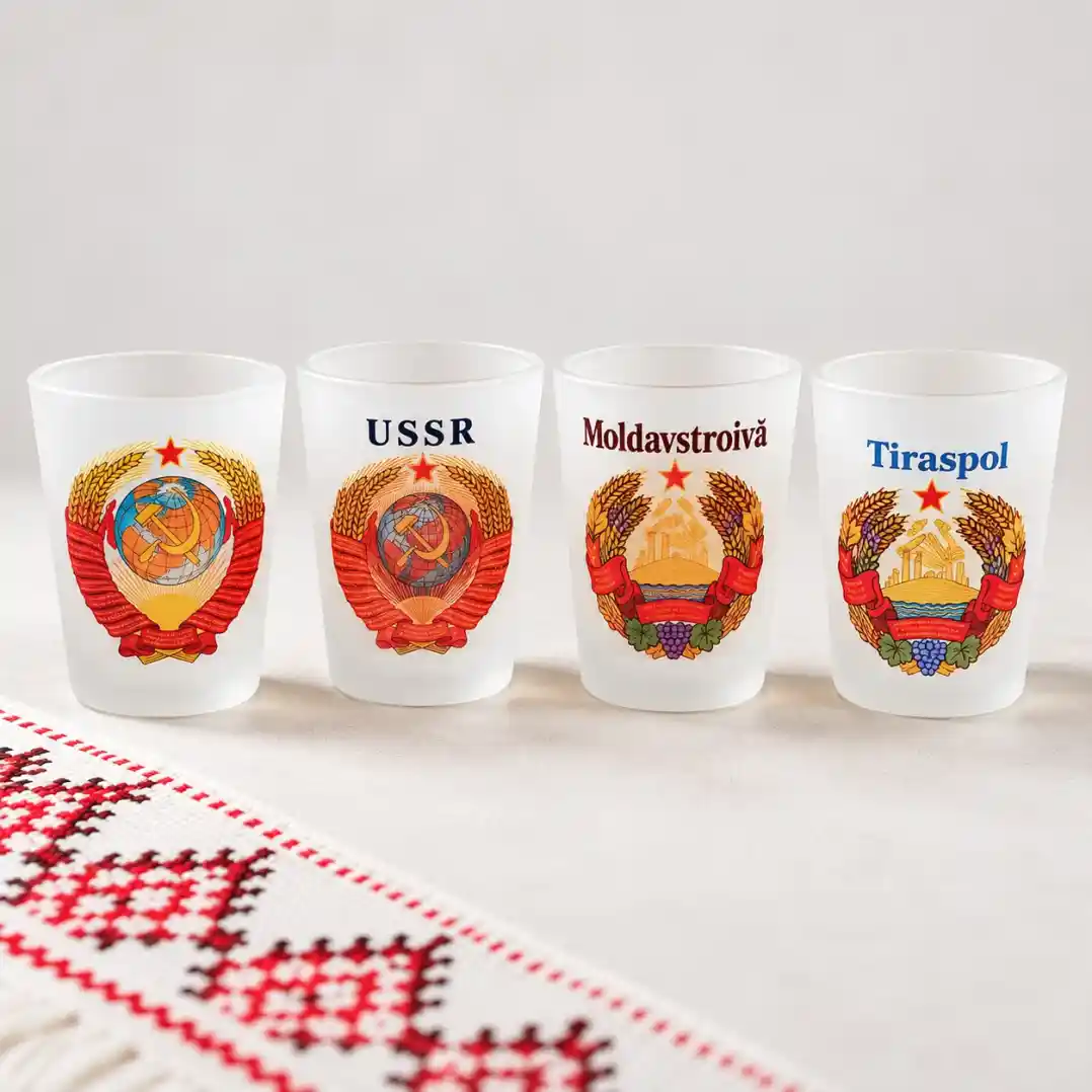 Рюмка сувенирная — МАК