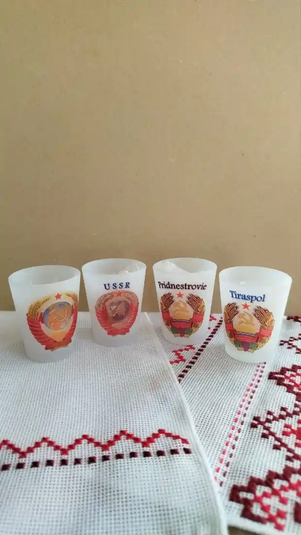Рюмка сувенирная — МАК